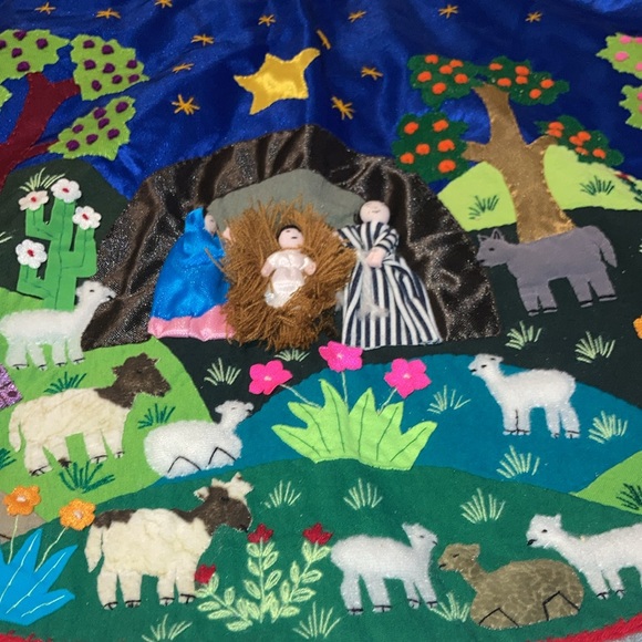 Exquisite Handmade In Peru CIAP Christmas Tree Skirt - Picture 5 of 17